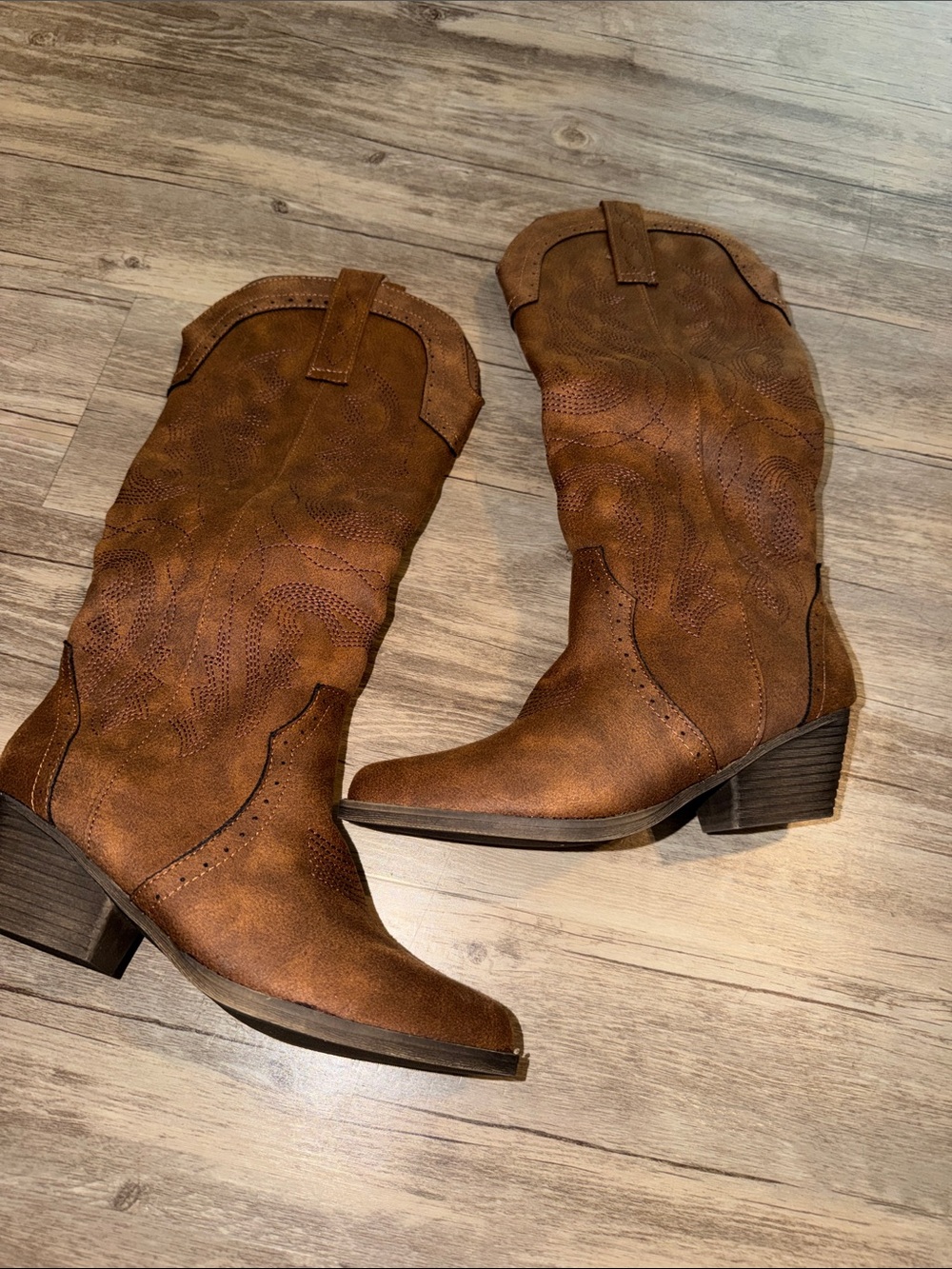 Sugar Tan Lace-Up Western Boots